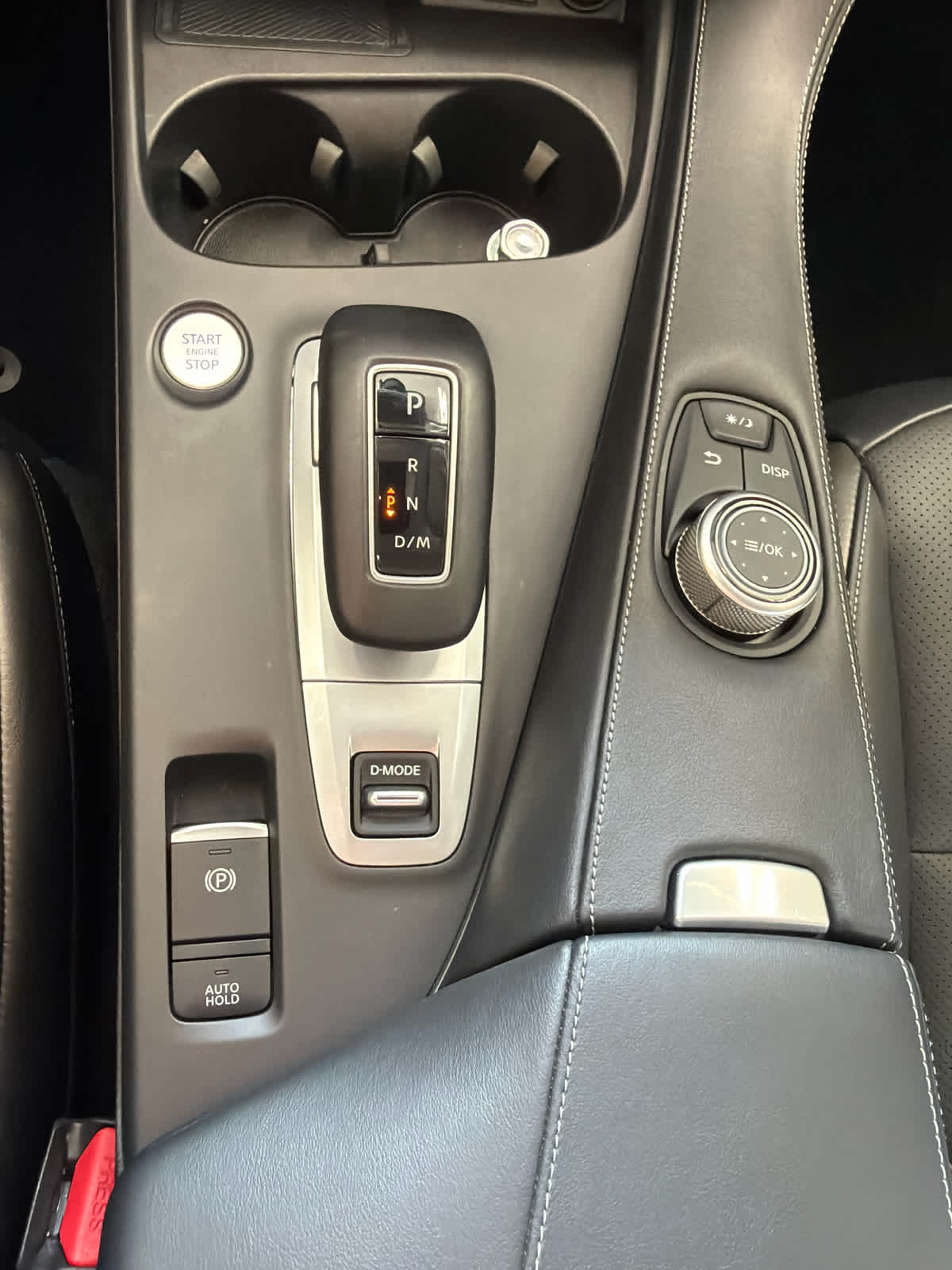 2024 INFINITI QX50 photo 23 of 38