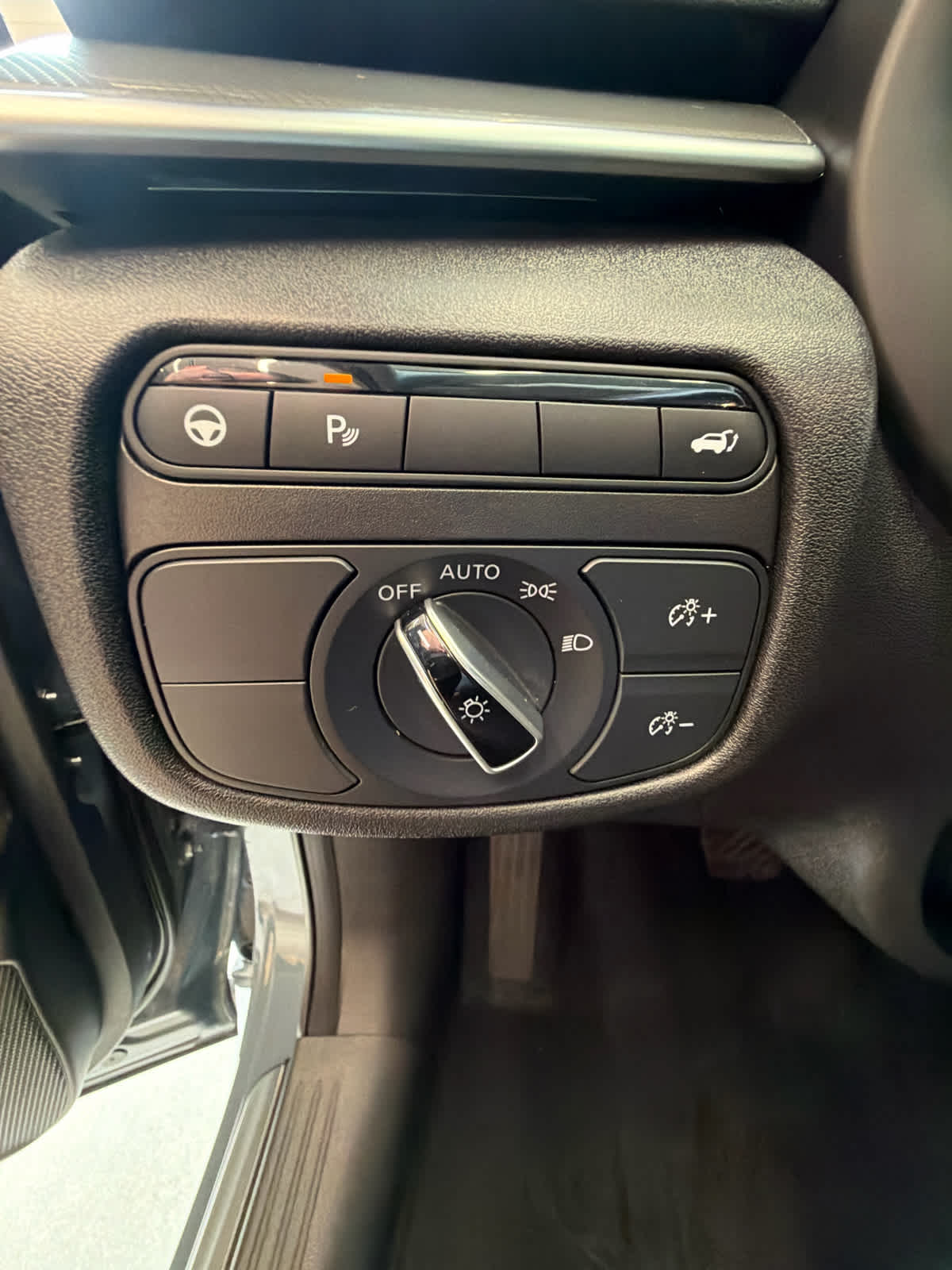 2024 INFINITI QX50 photo 21 of 38