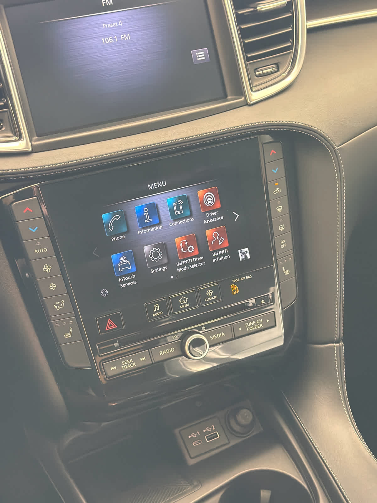 2024 INFINITI QX50 photo 26 of 38