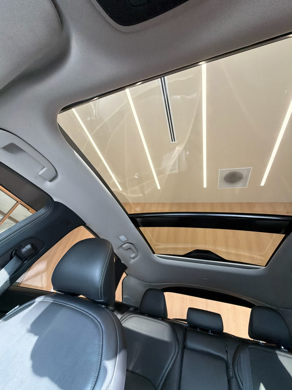 2024 INFINITI QX50 photo 30 of 38