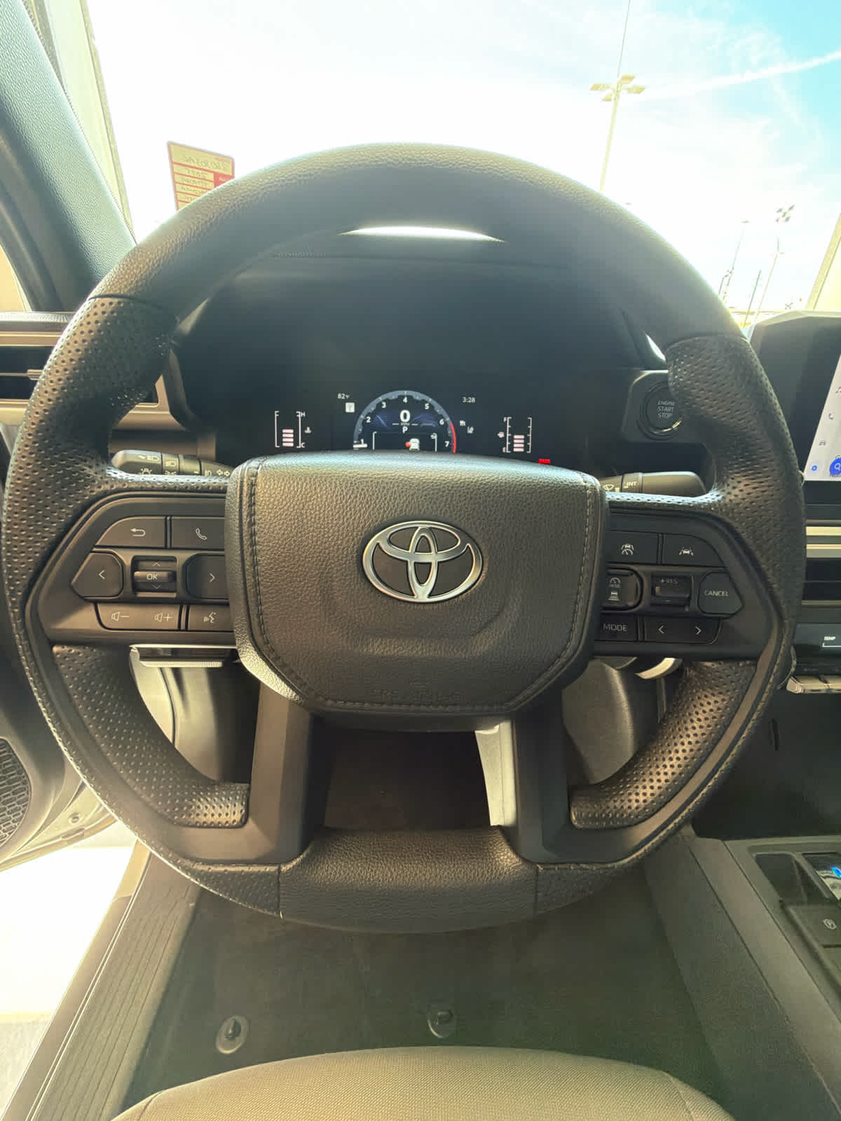 2025 Toyota Tacoma photo 13 of 31