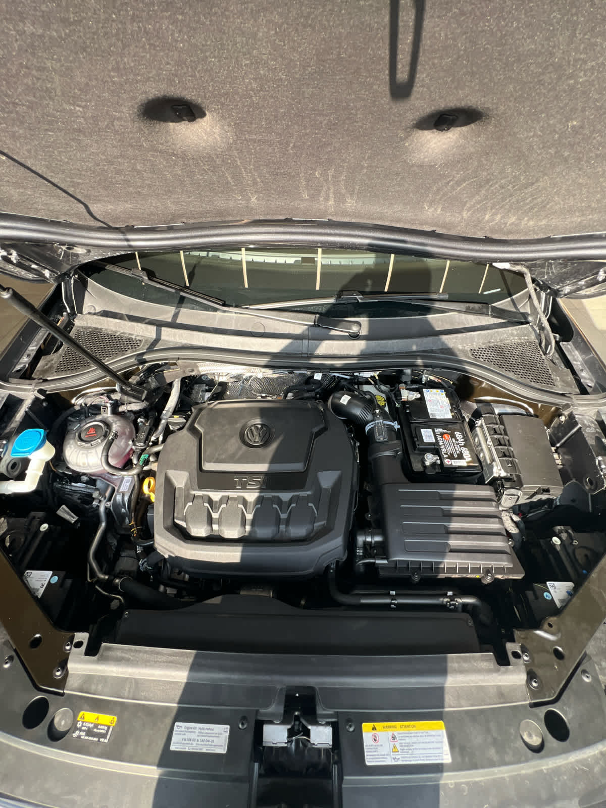 2023 Volkswagen Tiguan SE - 10