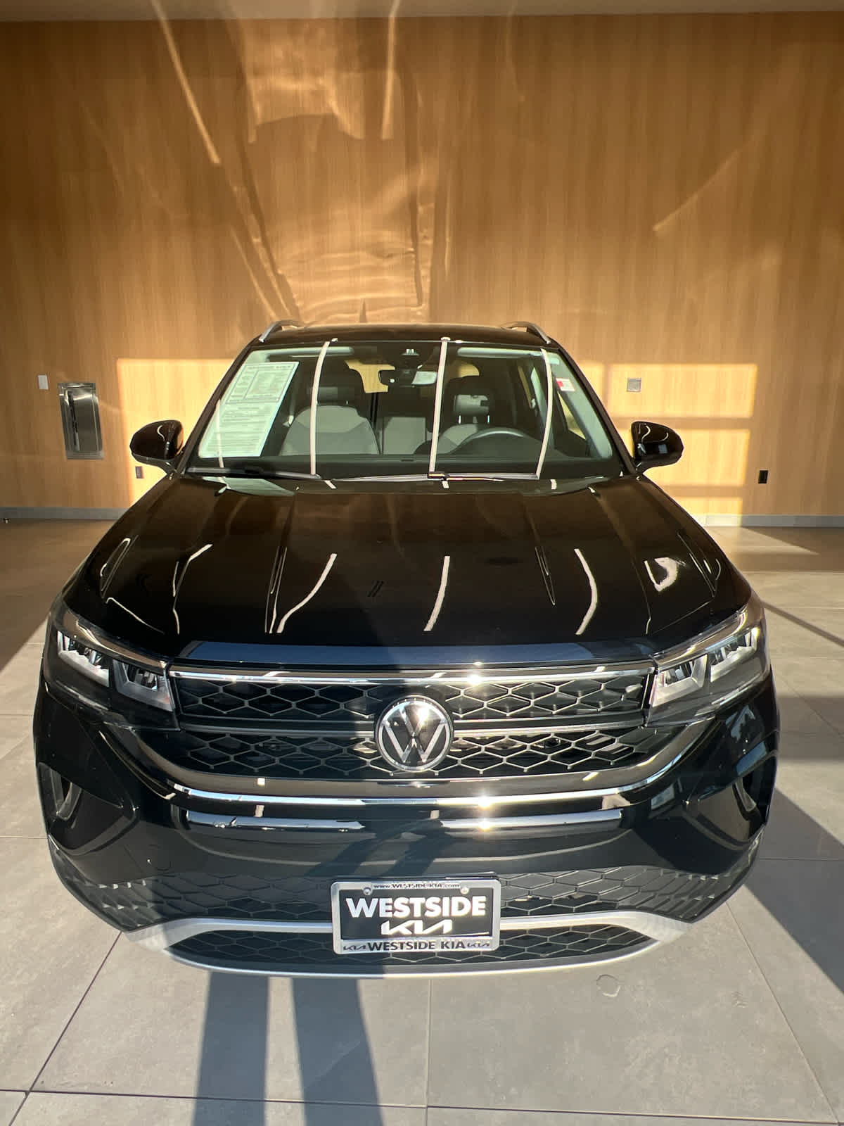2022 Volkswagen Taos SE - 5