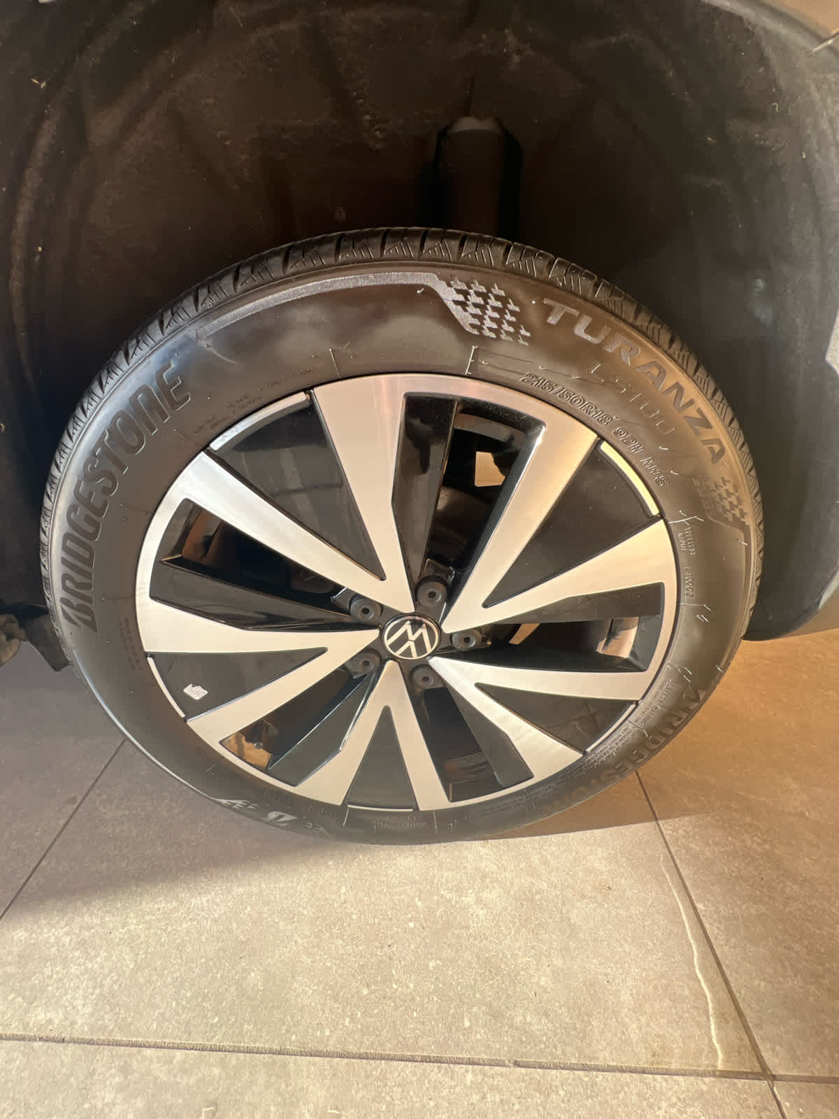 2022 Volkswagen Taos SE - 8