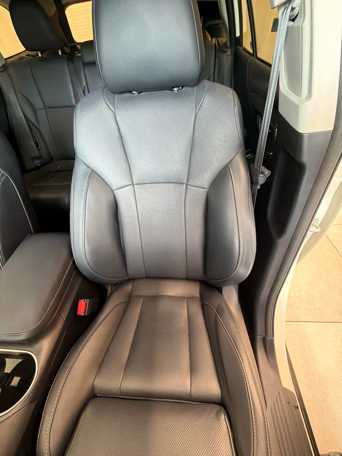 2023 Subaru Outback photo 17 of 36
