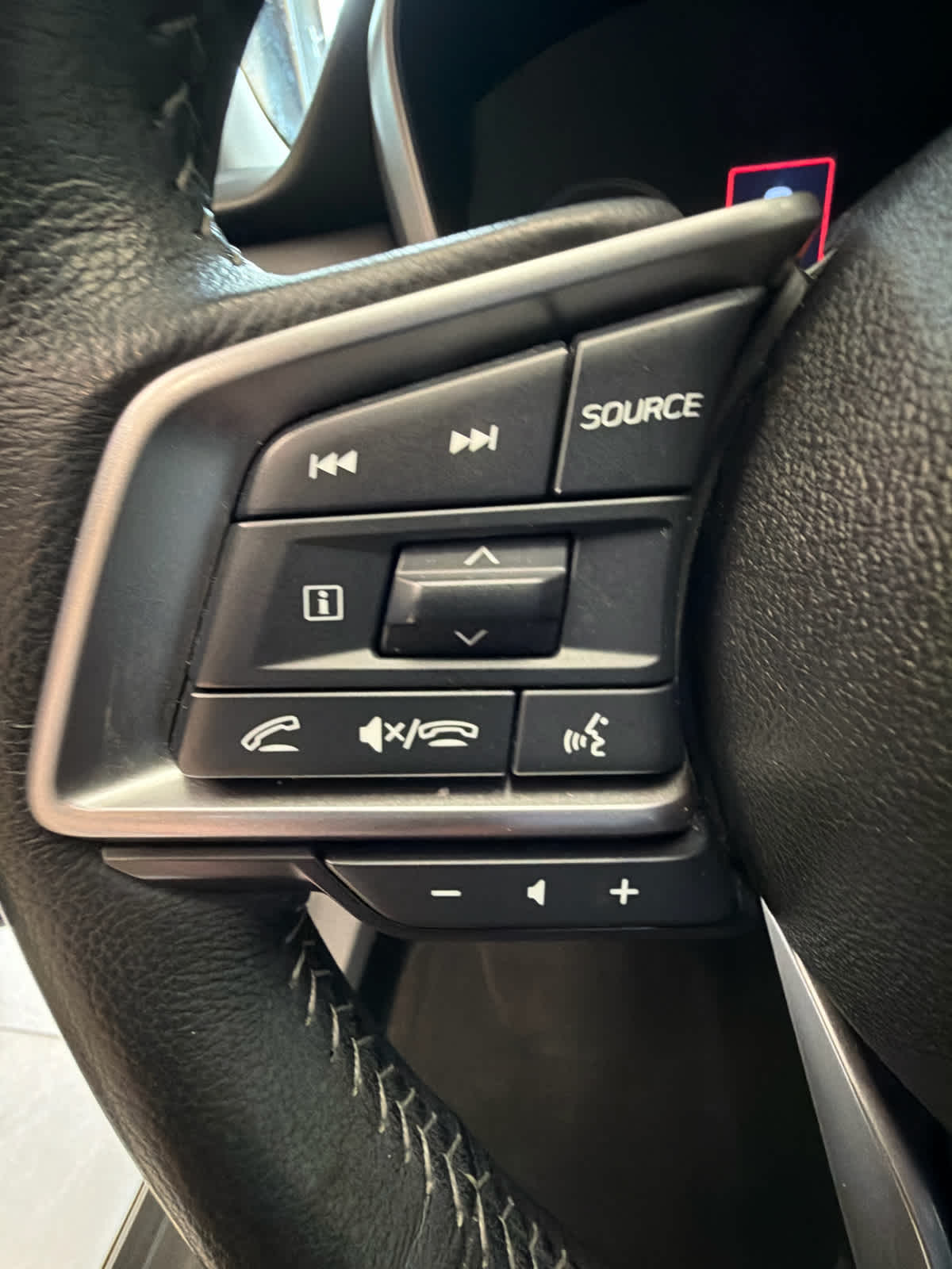 2023 Subaru Outback photo 19 of 36
