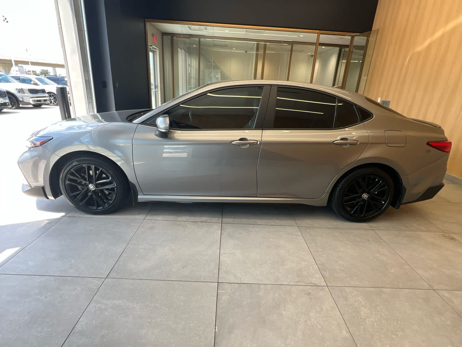 2025 Toyota Camry SE - 6