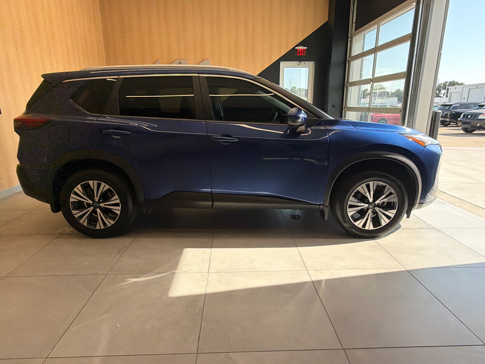 2022 Nissan Rogue photo 5 of 34