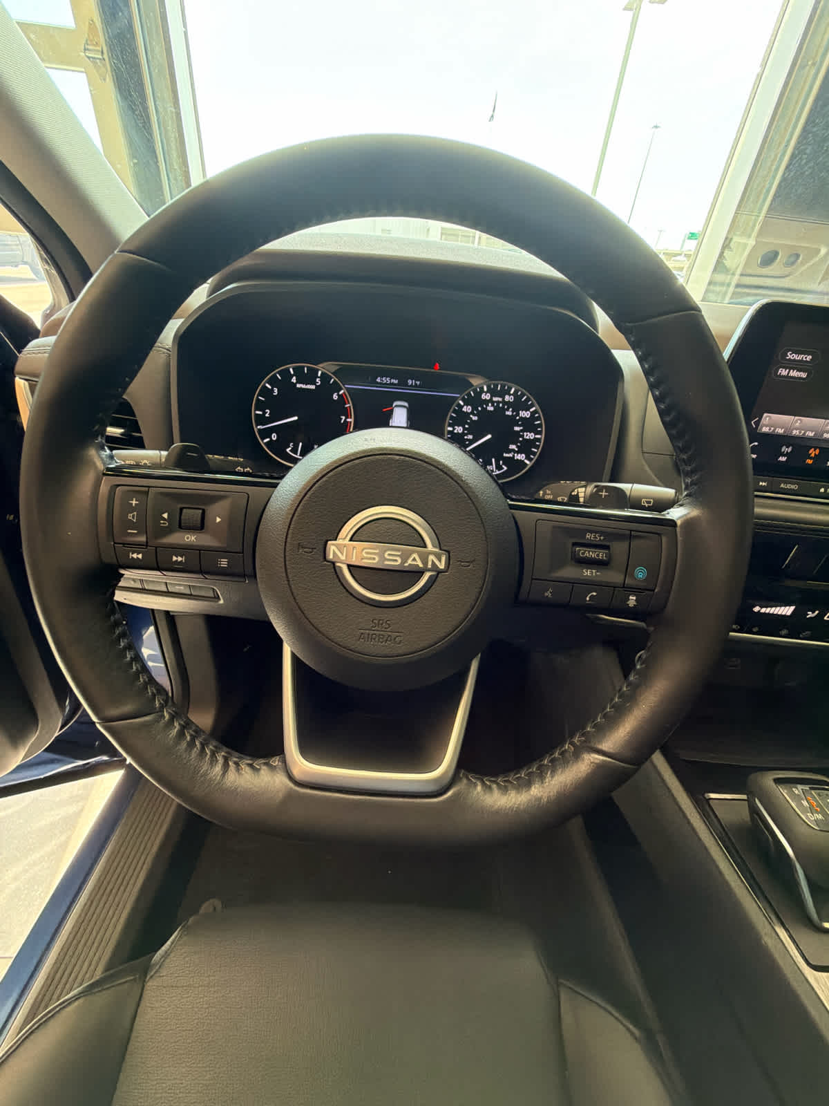 2022 Nissan Rogue photo 15 of 34