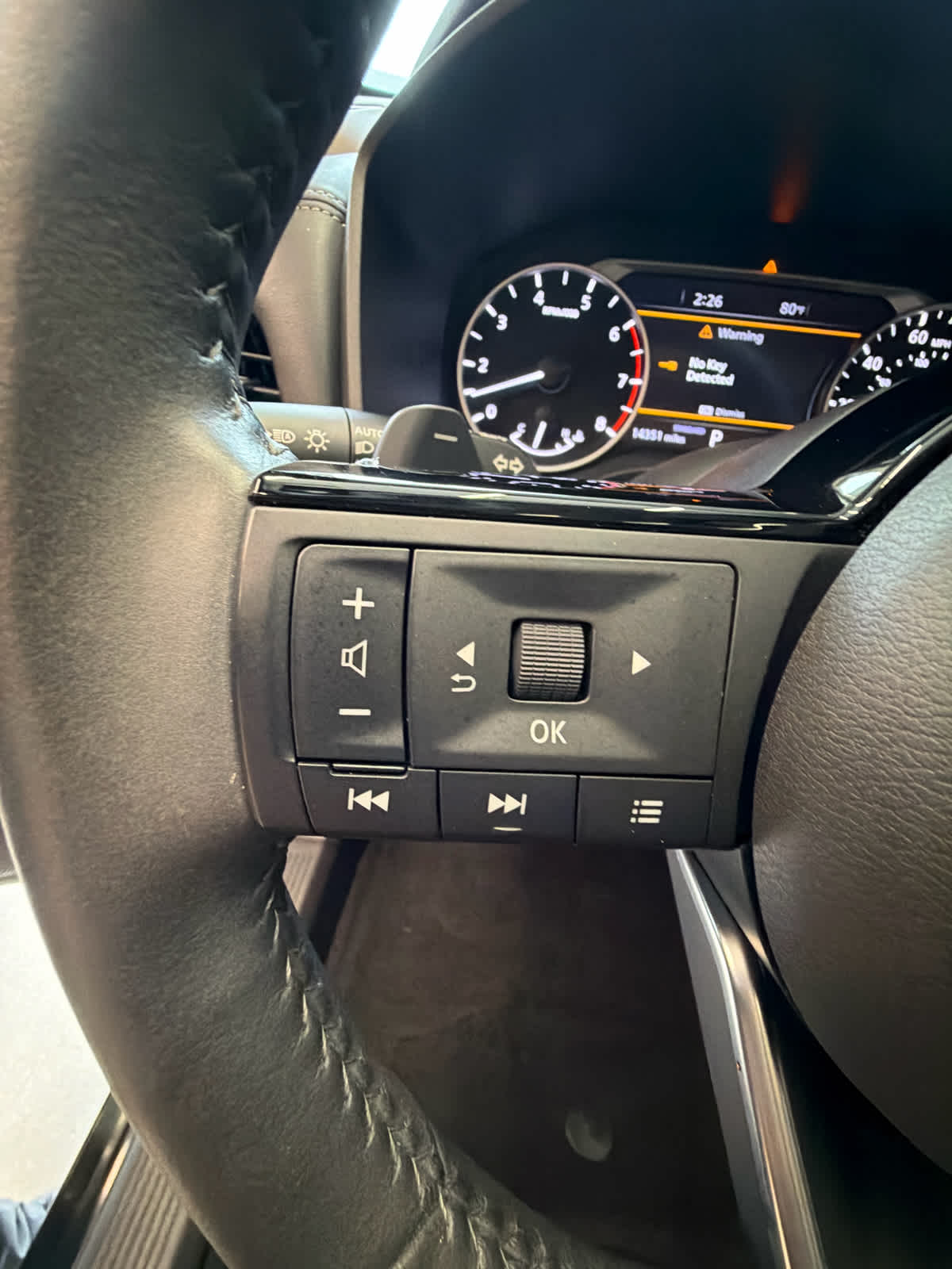 2023 Nissan Rogue photo 19 of 41