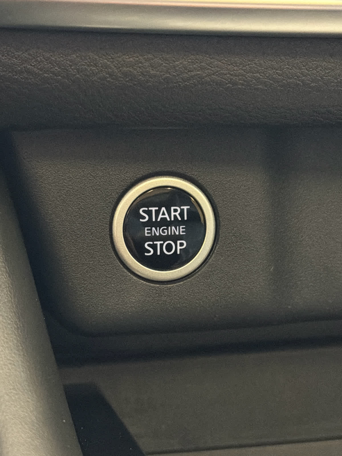 2023 Nissan Rogue photo 24 of 41
