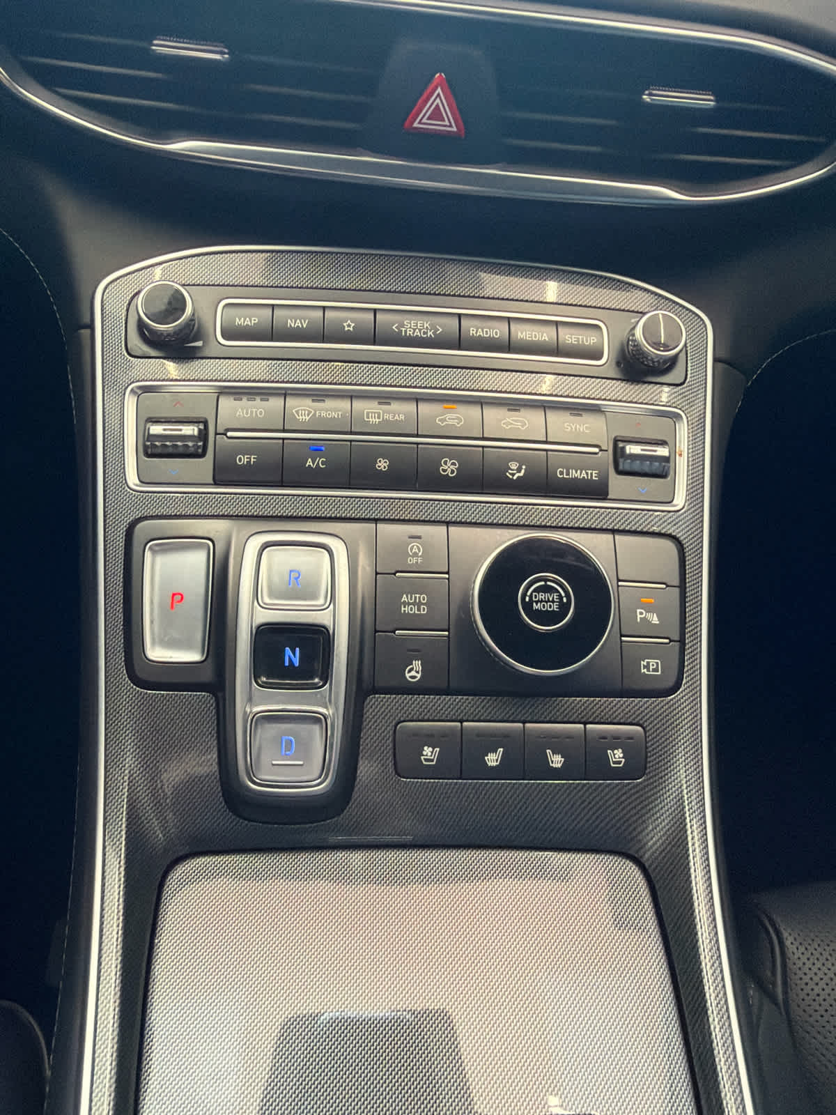 2022 Hyundai Santa Fe photo 22 of 40