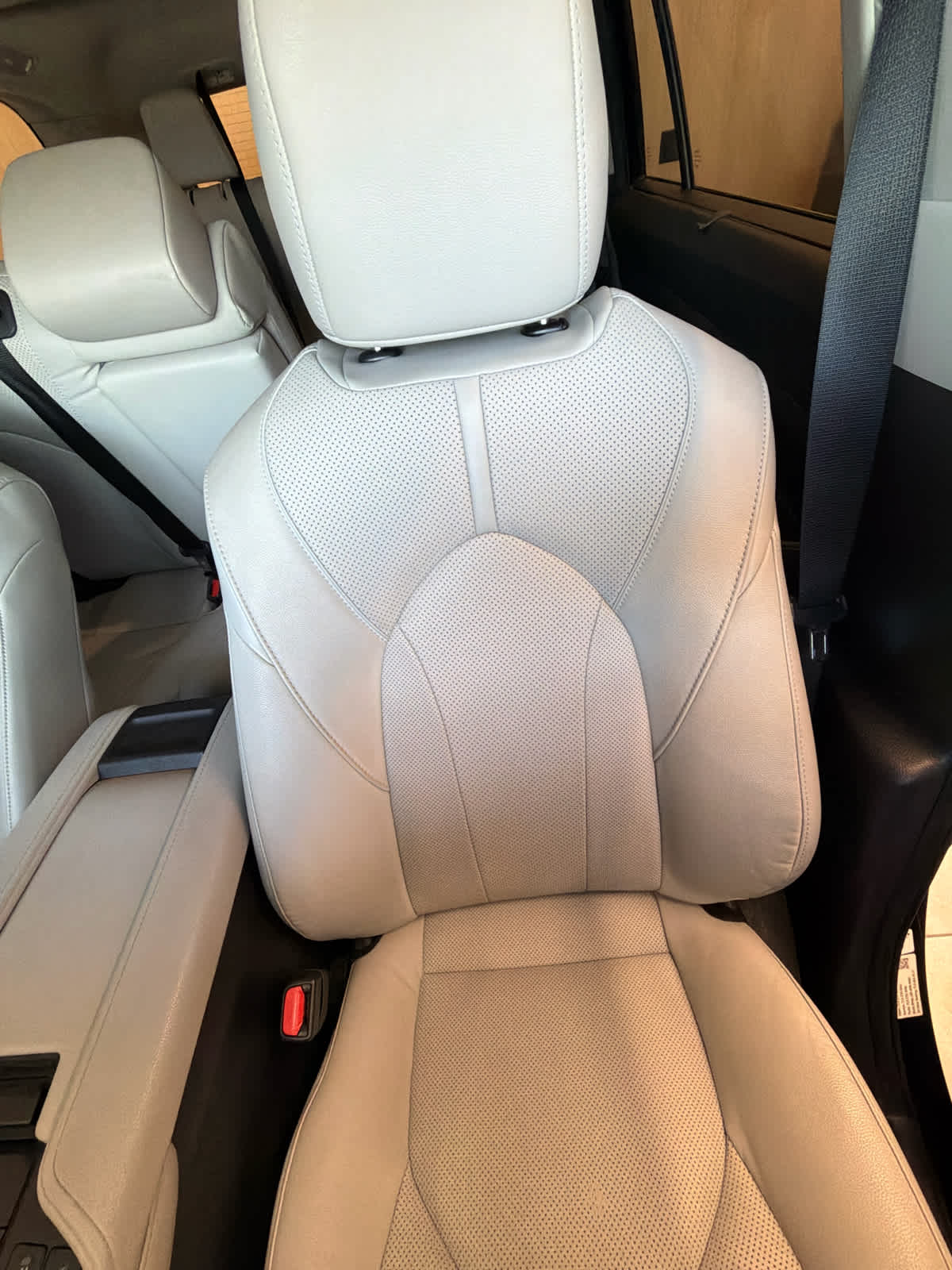 2024 Toyota Grand Highlander photo 15 of 37