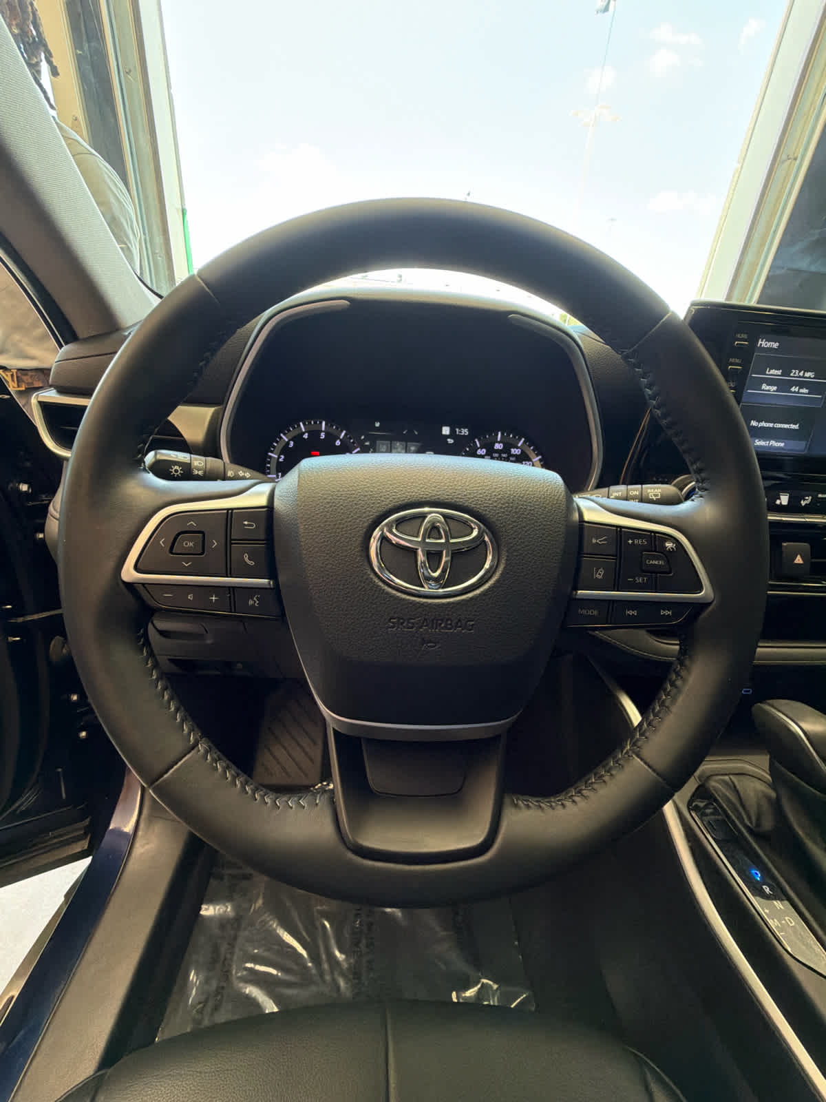 2022 Toyota Highlander XLE Blueprint at Group 1 Toyota Southwest