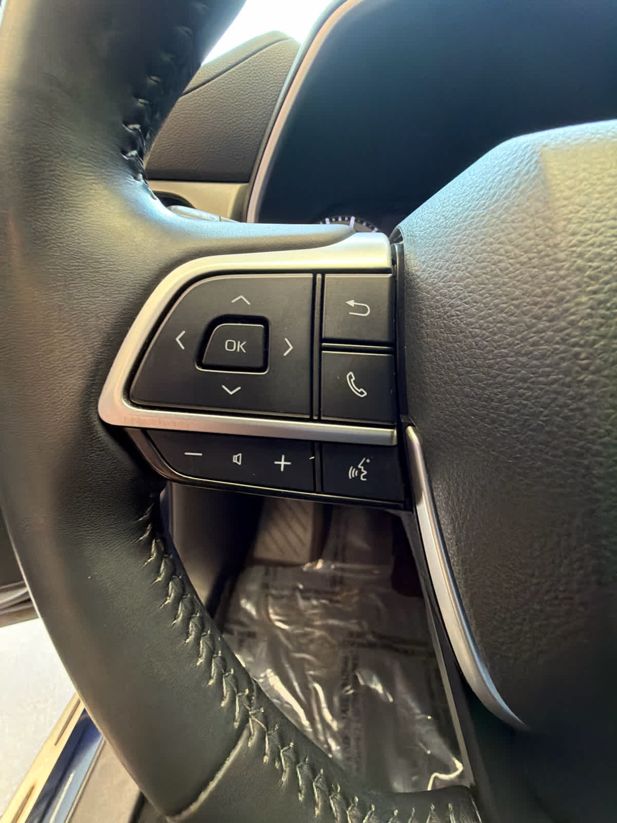2022 Toyota Highlander XLE Blueprint at Group 1 Toyota Southwest