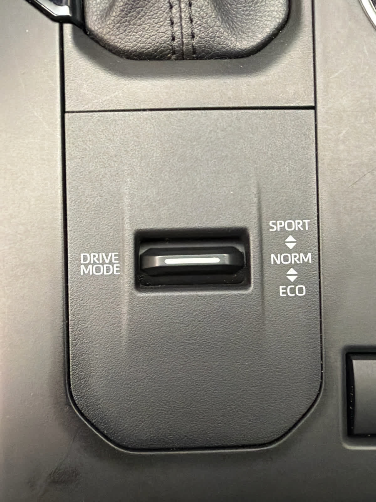 2022 Toyota Highlander XLE Blueprint at Group 1 Toyota Southwest