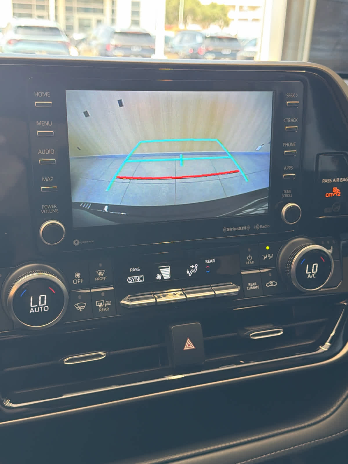 2022 Toyota Highlander XLE Blueprint at Group 1 Toyota Southwest
