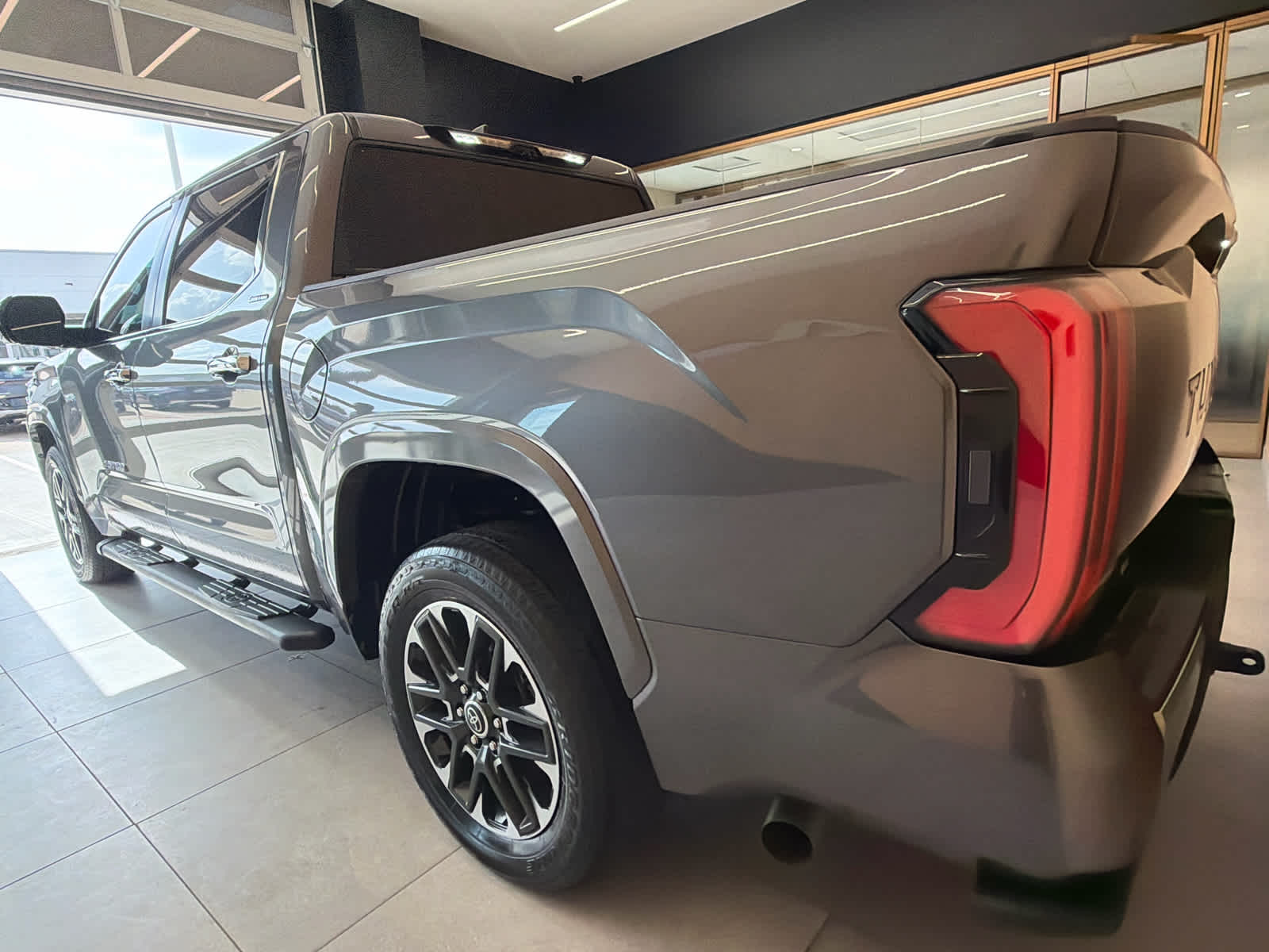 2024 Toyota Tundra Limited Hybrid - 2