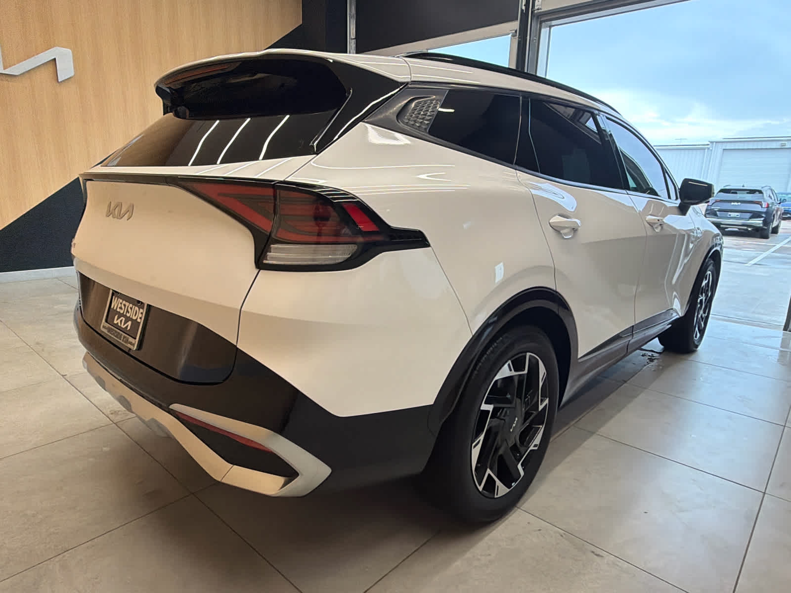 2024 Kia Sportage SX-Prestige Glacial White Pearl at Lone Star Chevrolet