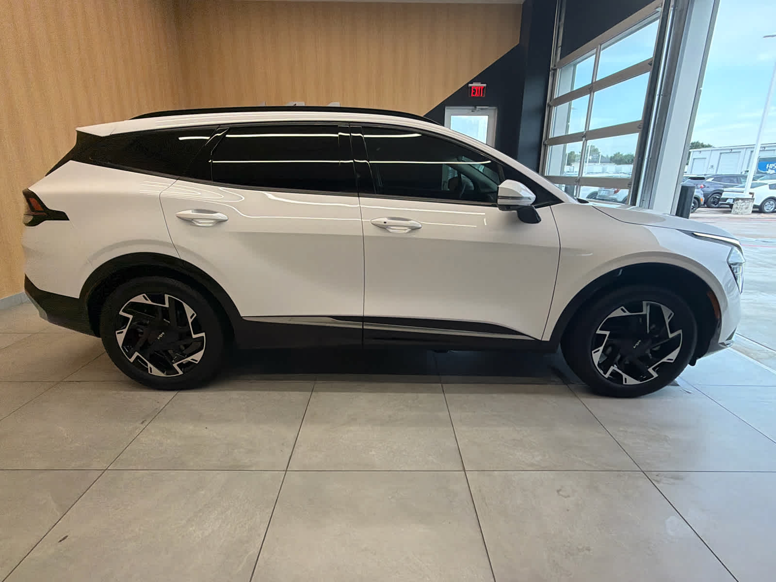 2024 Kia Sportage SX-Prestige Glacial White Pearl at Lone Star Chevrolet