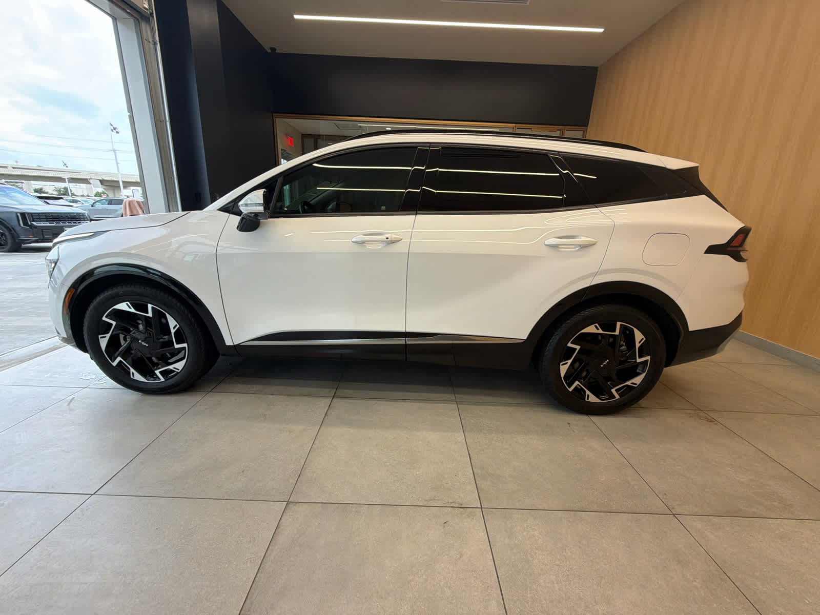 2024 Kia Sportage SX-Prestige Glacial White Pearl at Lone Star Chevrolet