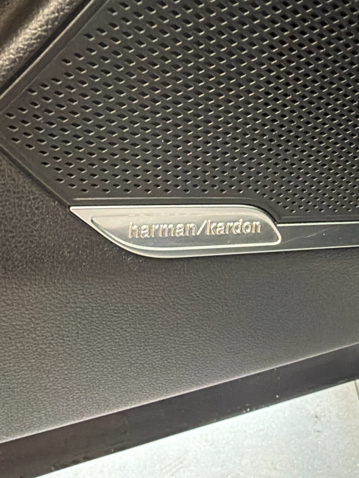 2024 Kia Sportage SX-Prestige Glacial White Pearl at Lone Star Chevrolet
