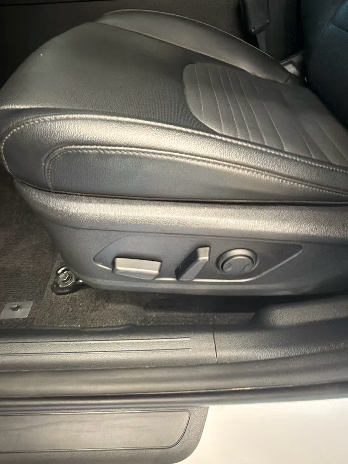 2024 Kia Sportage SX-Prestige Glacial White Pearl at Lone Star Chevrolet
