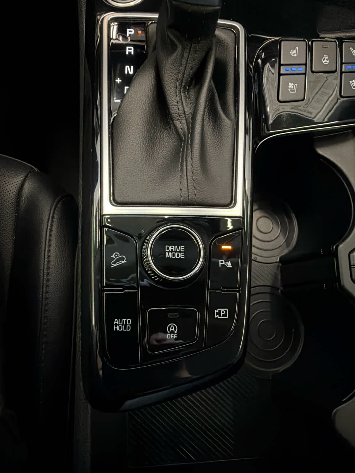 2024 Kia Sportage SX-Prestige Glacial White Pearl at Lone Star Chevrolet