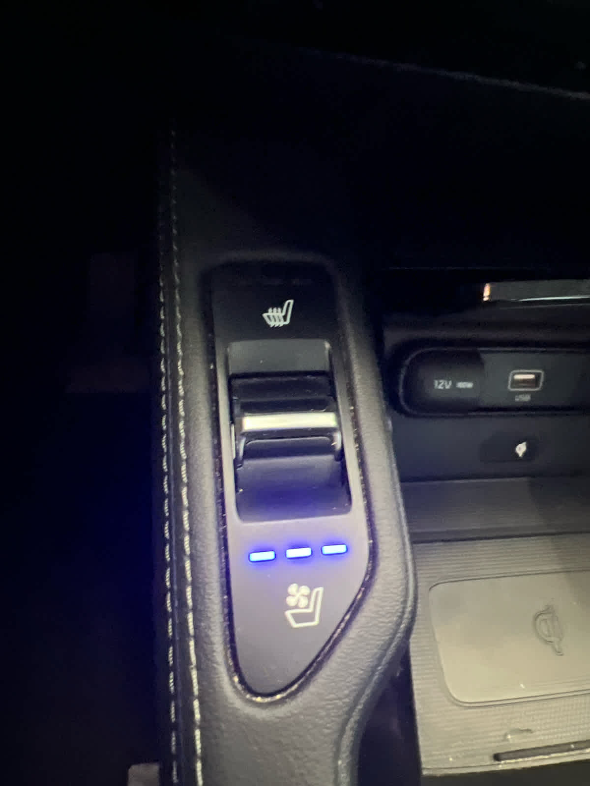 2022 Kia Telluride EX Ebony Black at Westside Kia