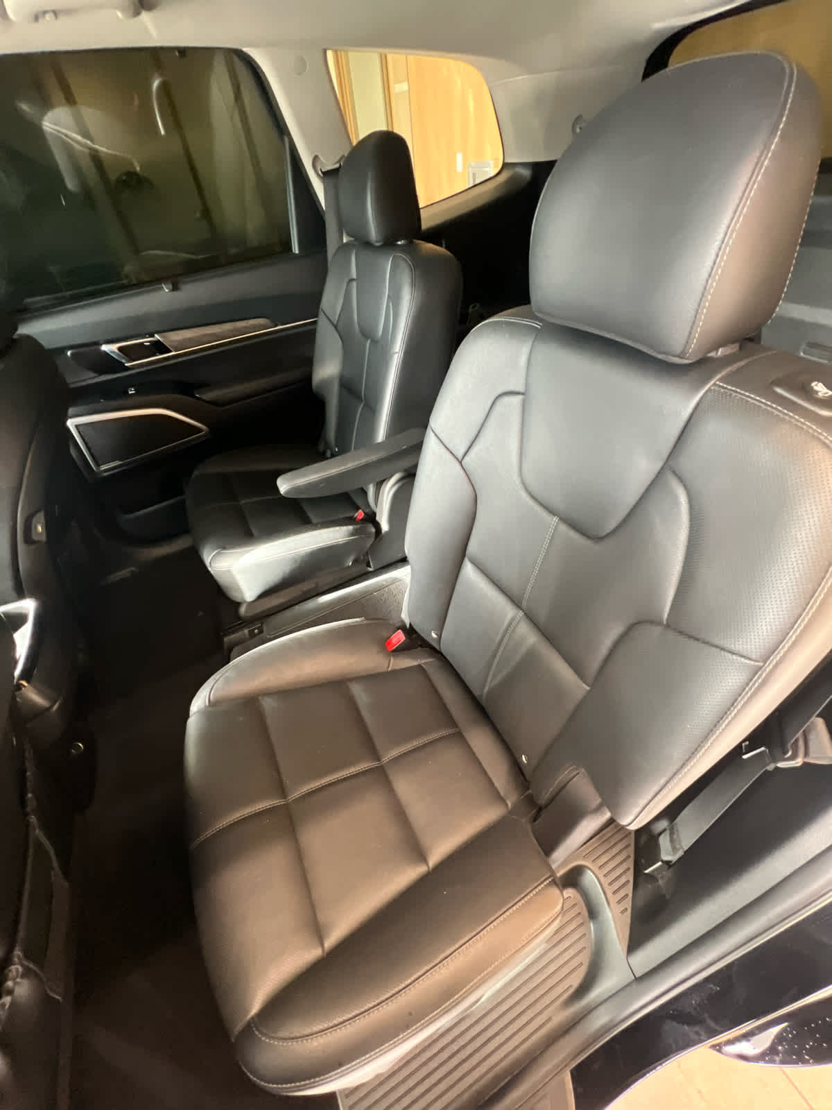 2022 Kia Telluride EX Ebony Black at Westside Kia