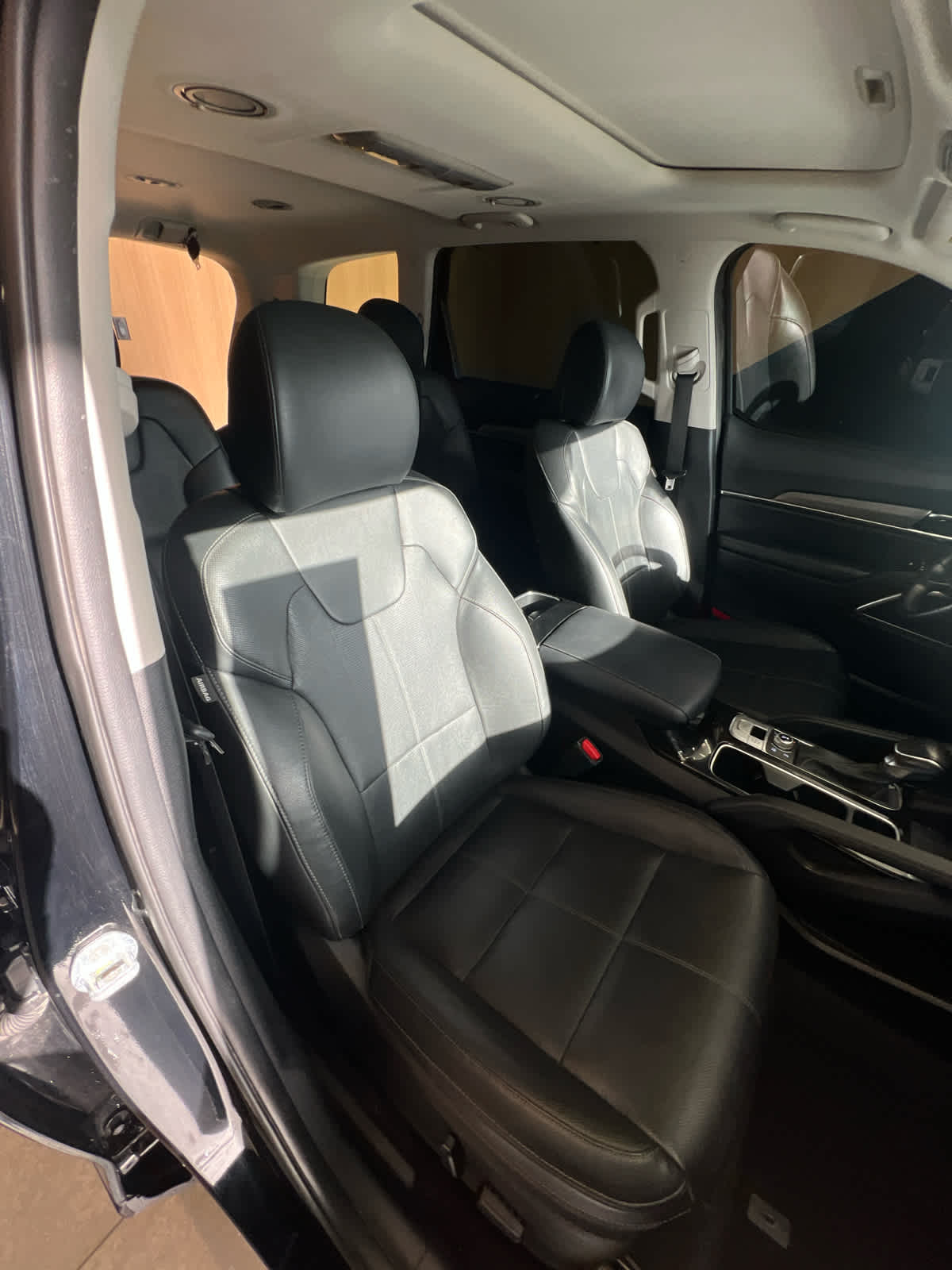 2022 Kia Telluride EX Ebony Black at Westside Kia