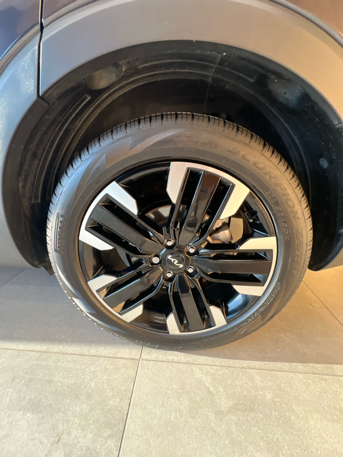 2025 Kia Telluride SX - 8