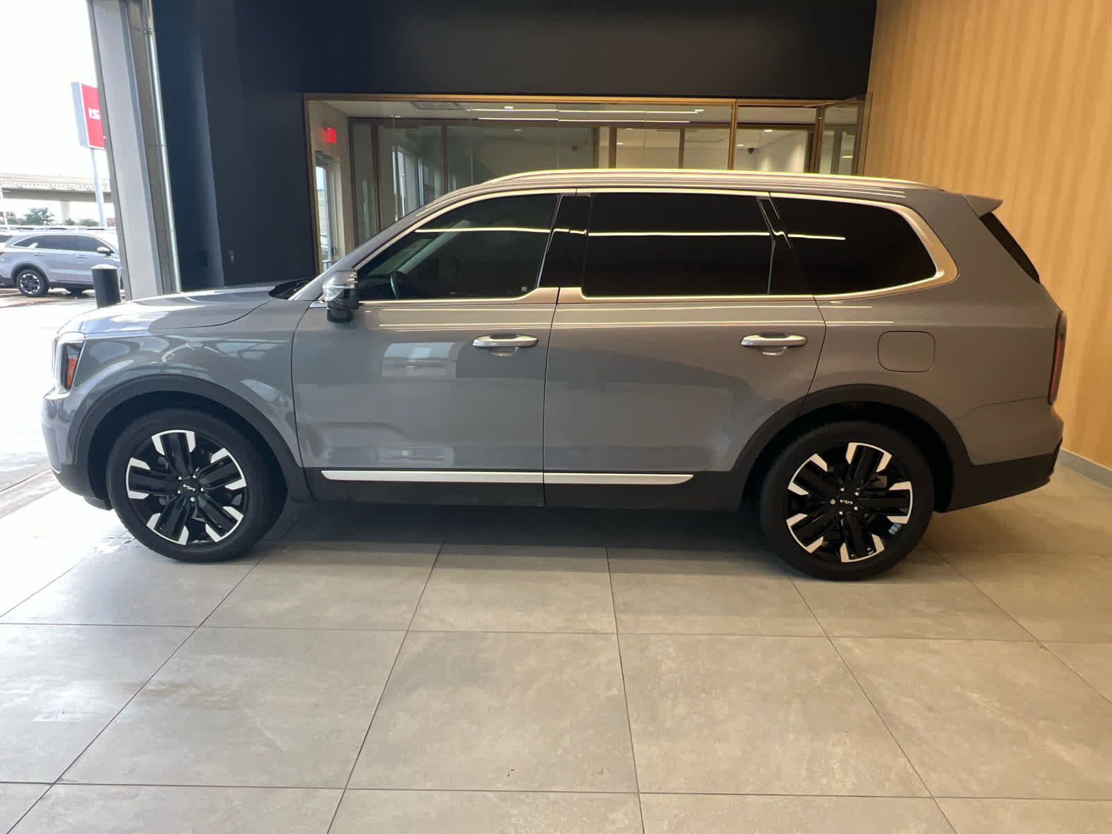 2023 Kia Telluride SX - 6