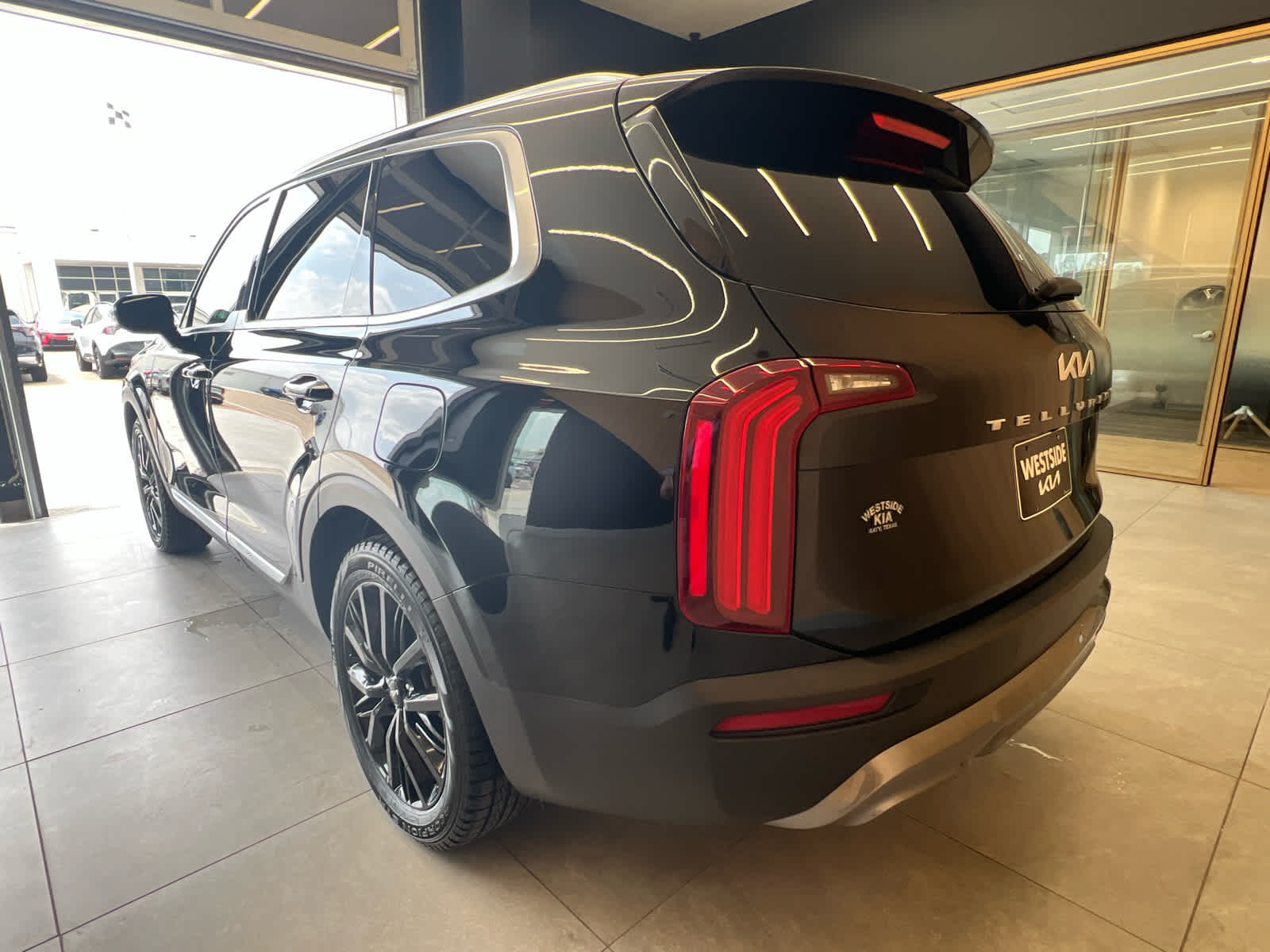 2022 Kia Telluride SX - 2