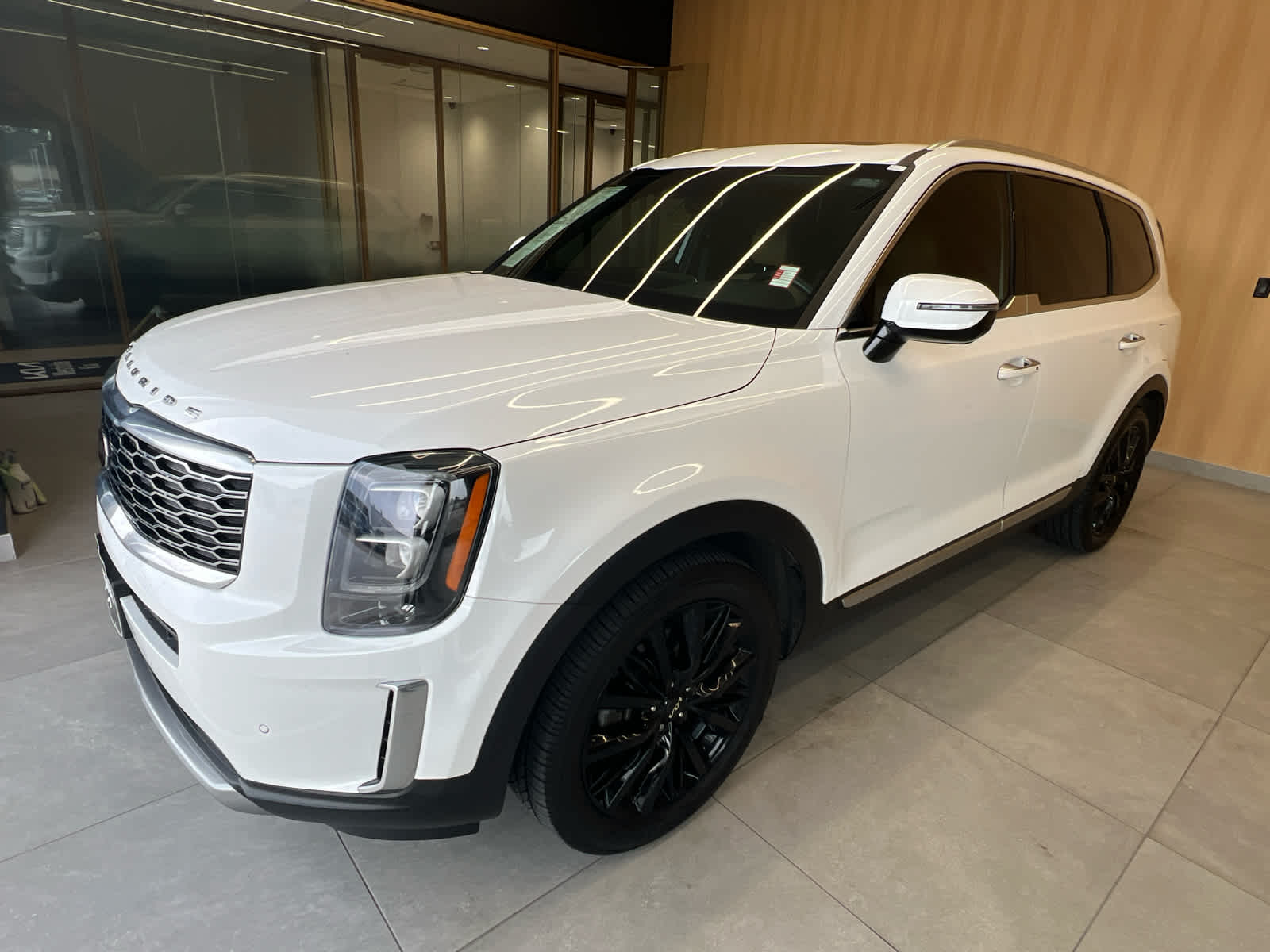 2021 Kia Telluride SX Snow White Pearl at AutoNation USA Katy