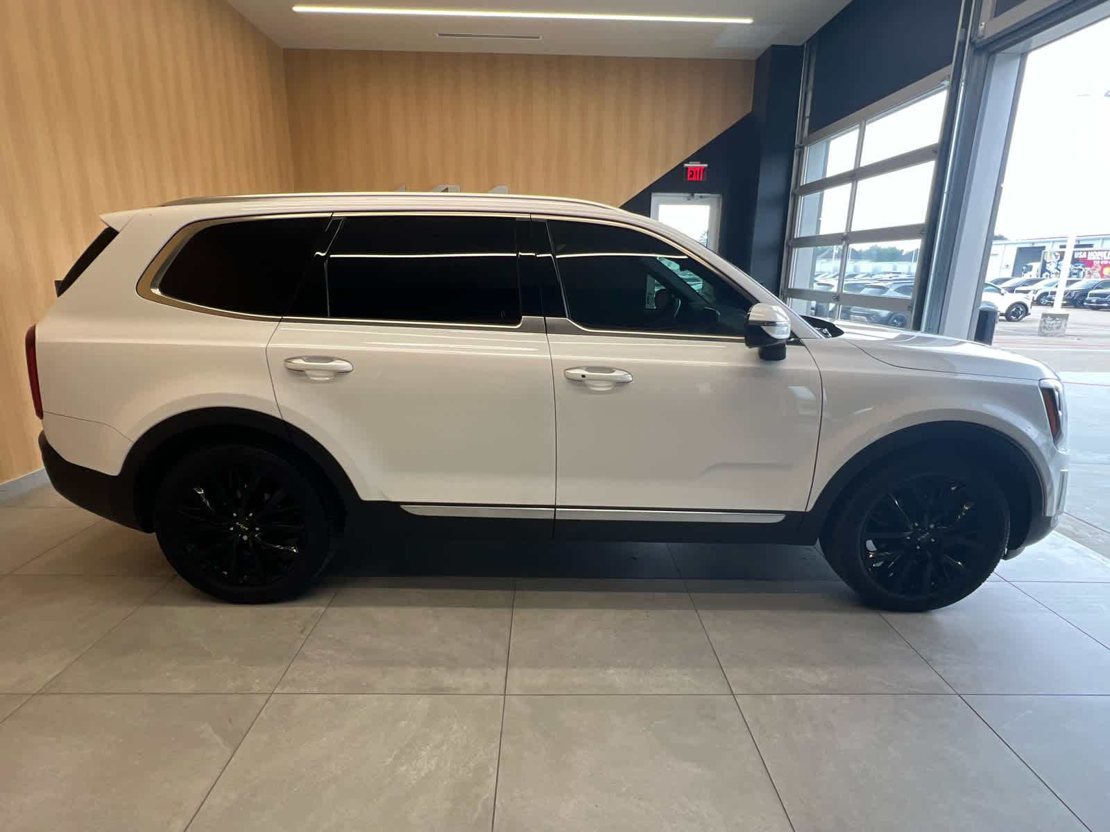 2021 Kia Telluride SX Snow White Pearl at AutoNation USA Katy