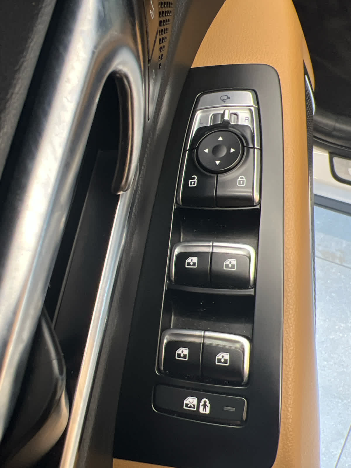 2021 Kia Telluride SX Snow White Pearl at AutoNation USA Katy