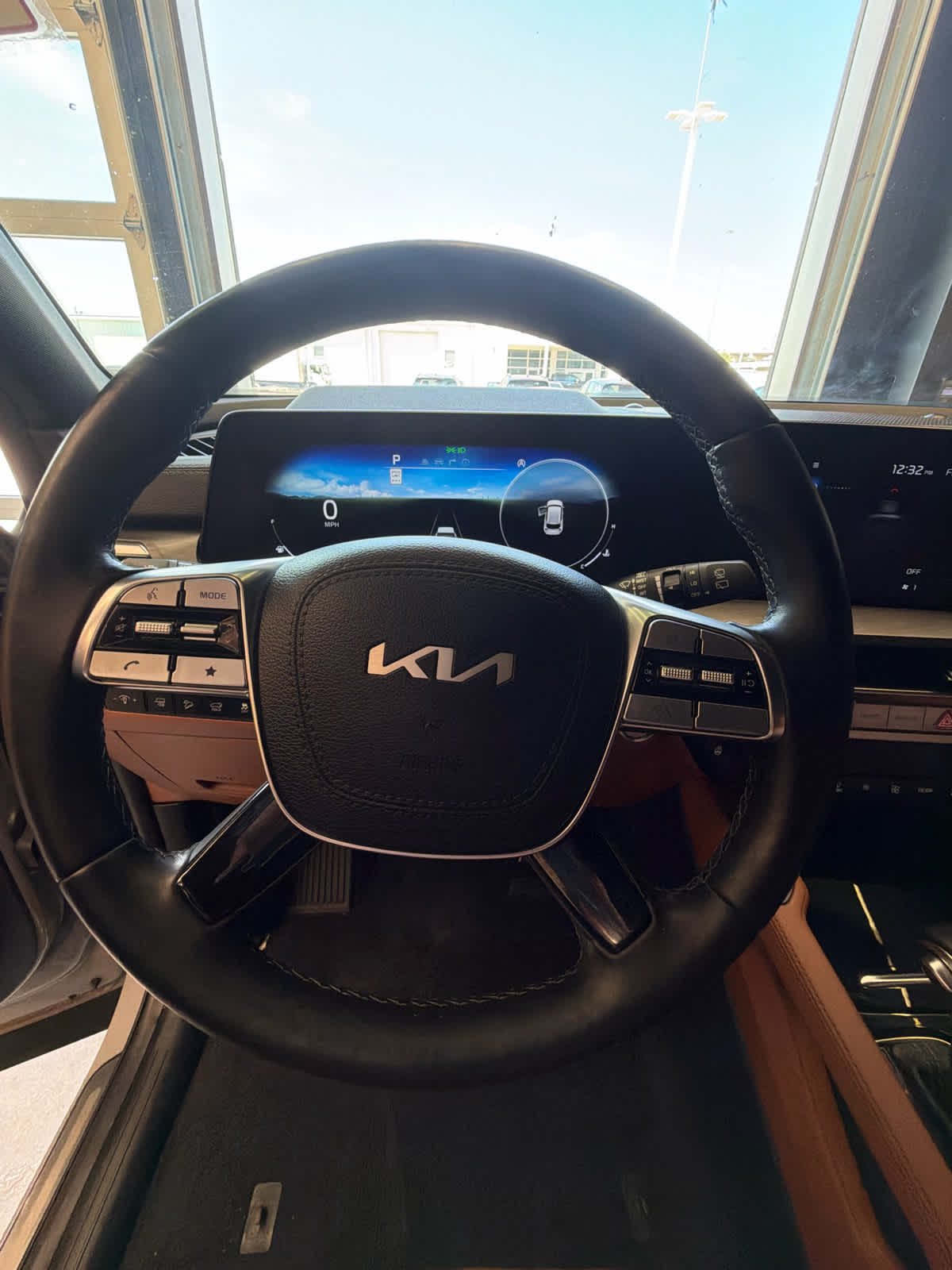 2024 Kia Telluride photo 18 of 45
