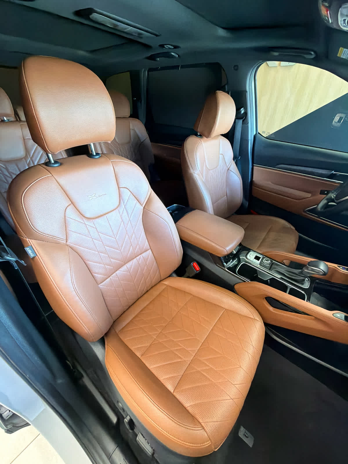 2024 Kia Telluride photo 43 of 45