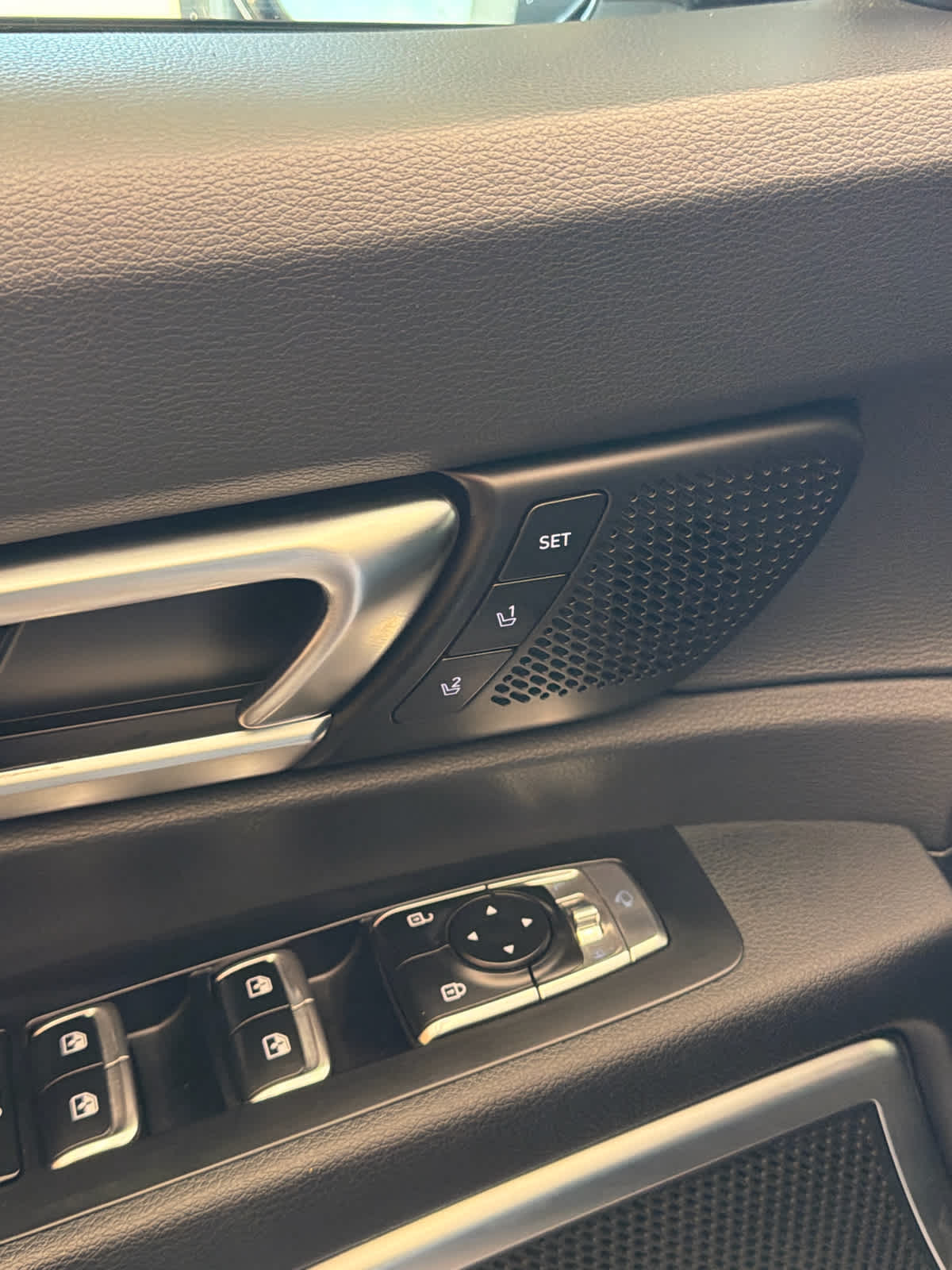 2024 Kia Telluride photo 13 of 46