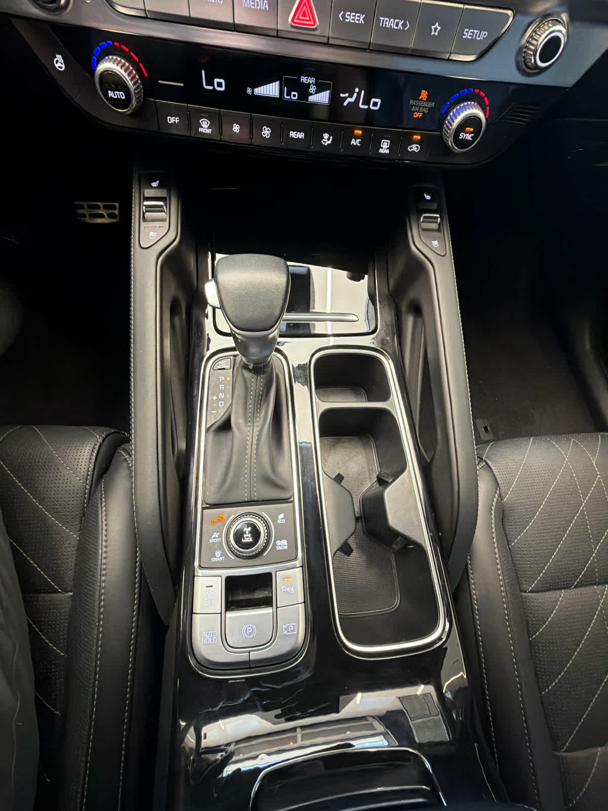 2024 Kia Telluride photo 22 of 46