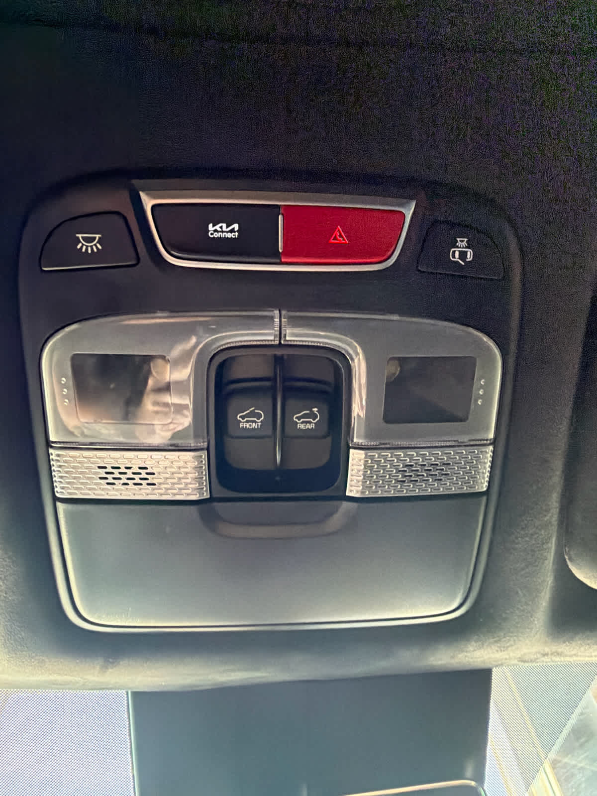 2024 Kia Telluride photo 31 of 46