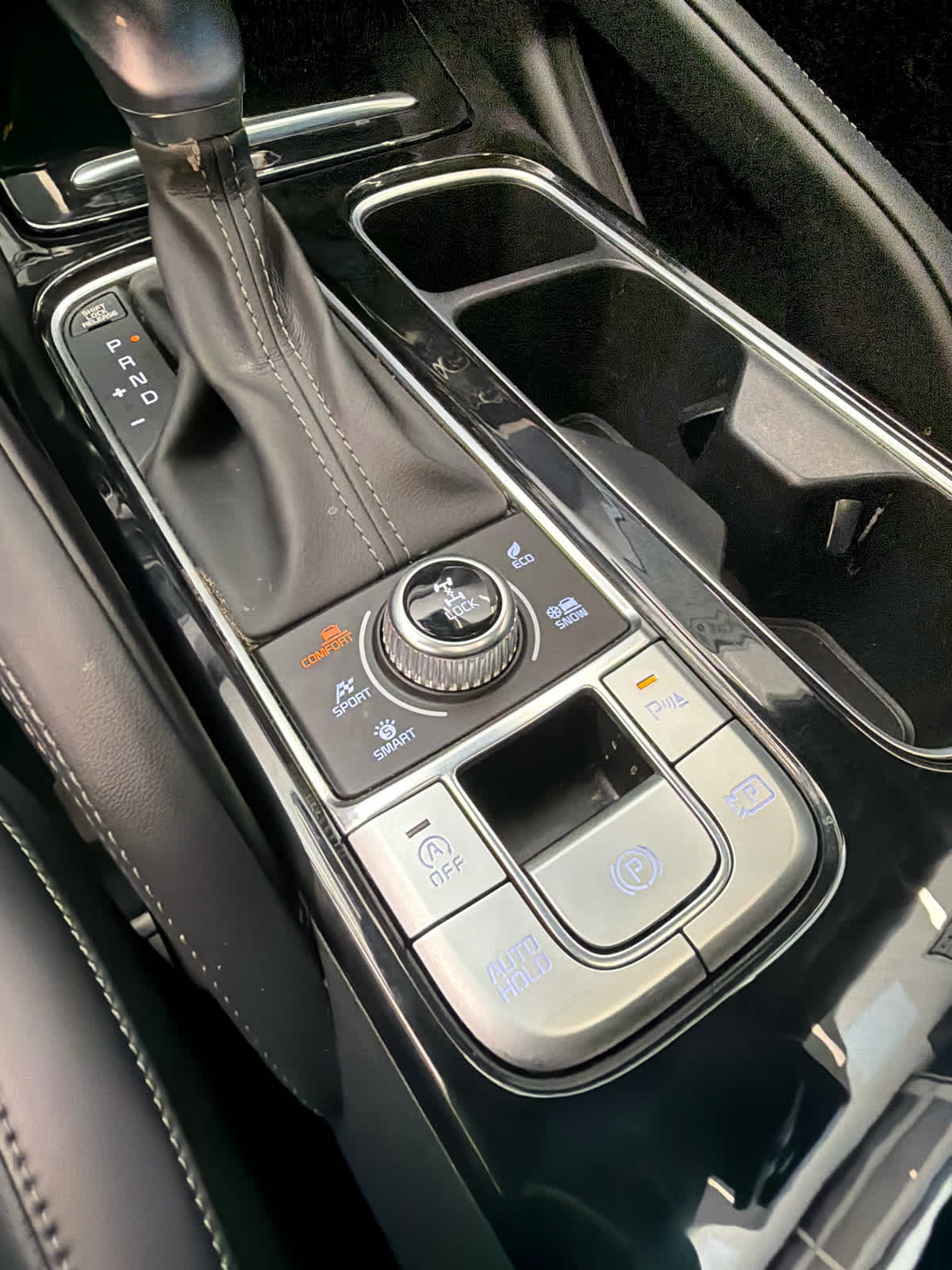 2024 Kia Telluride photo 33 of 46