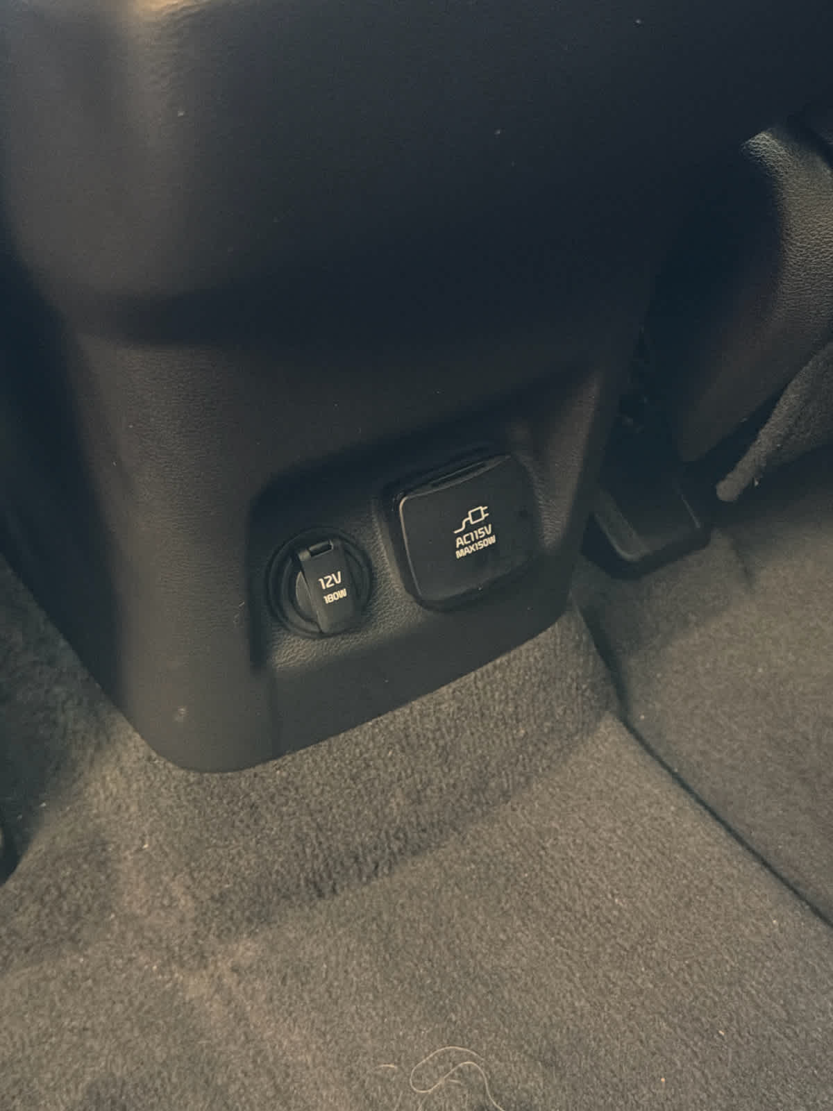 2024 Kia Telluride photo 35 of 46