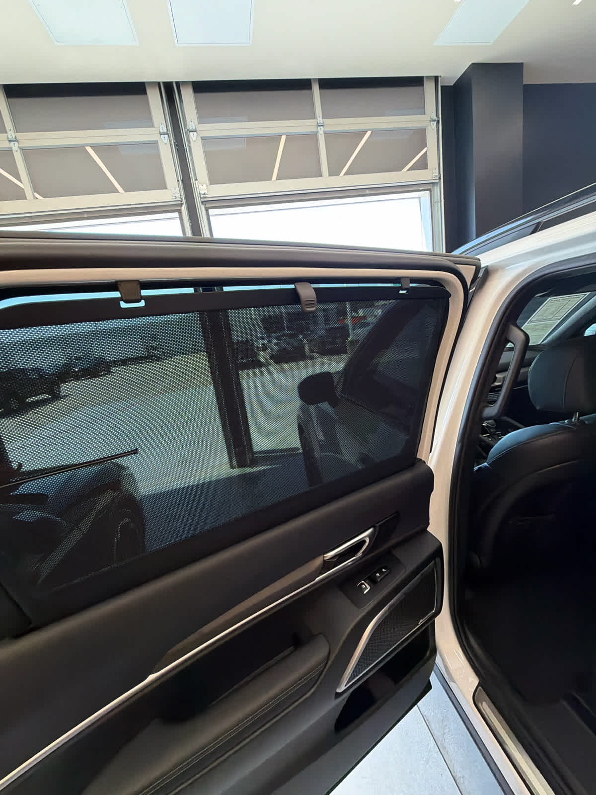 2024 Kia Telluride photo 38 of 46