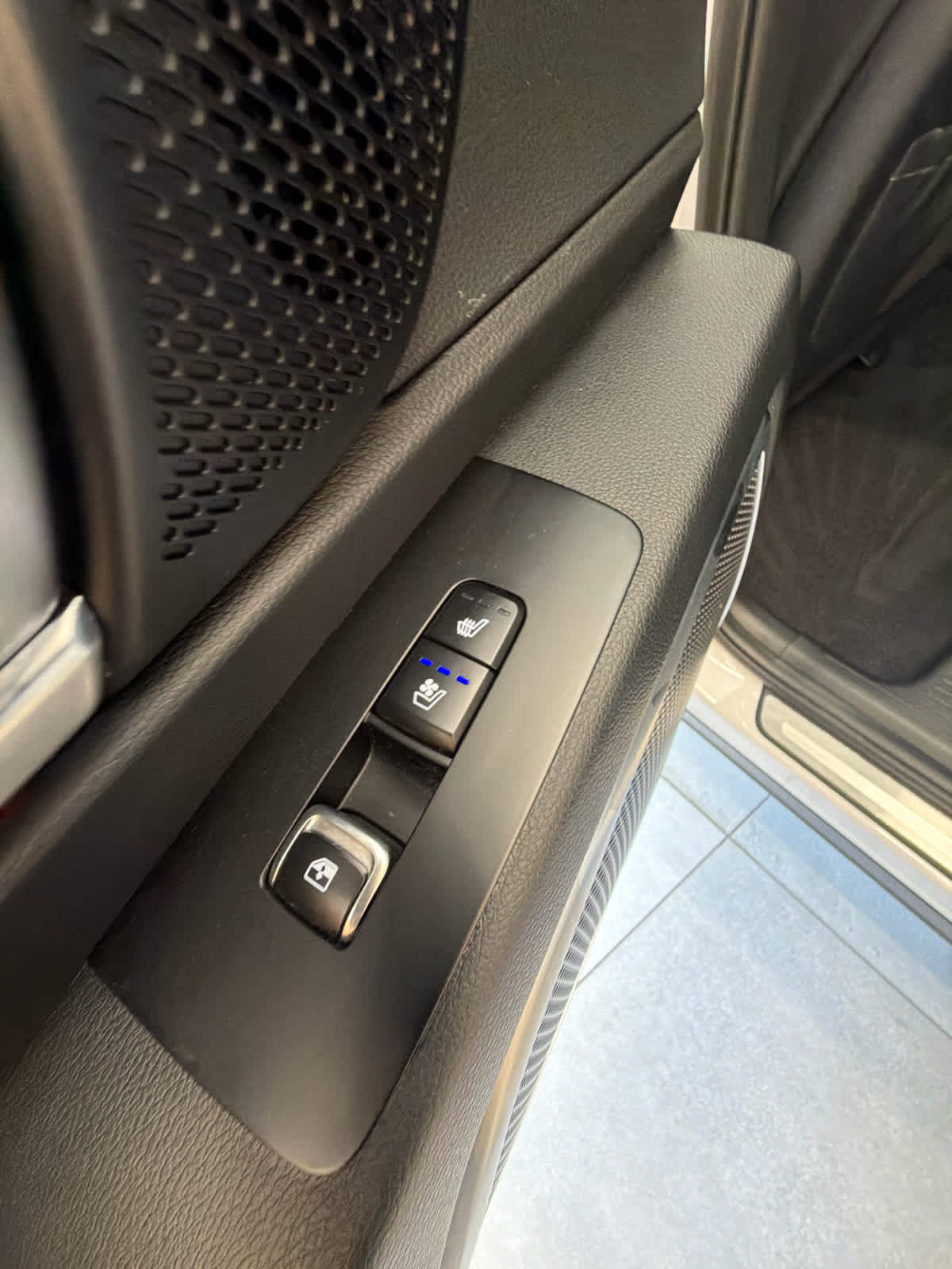 2024 Kia Telluride photo 40 of 46