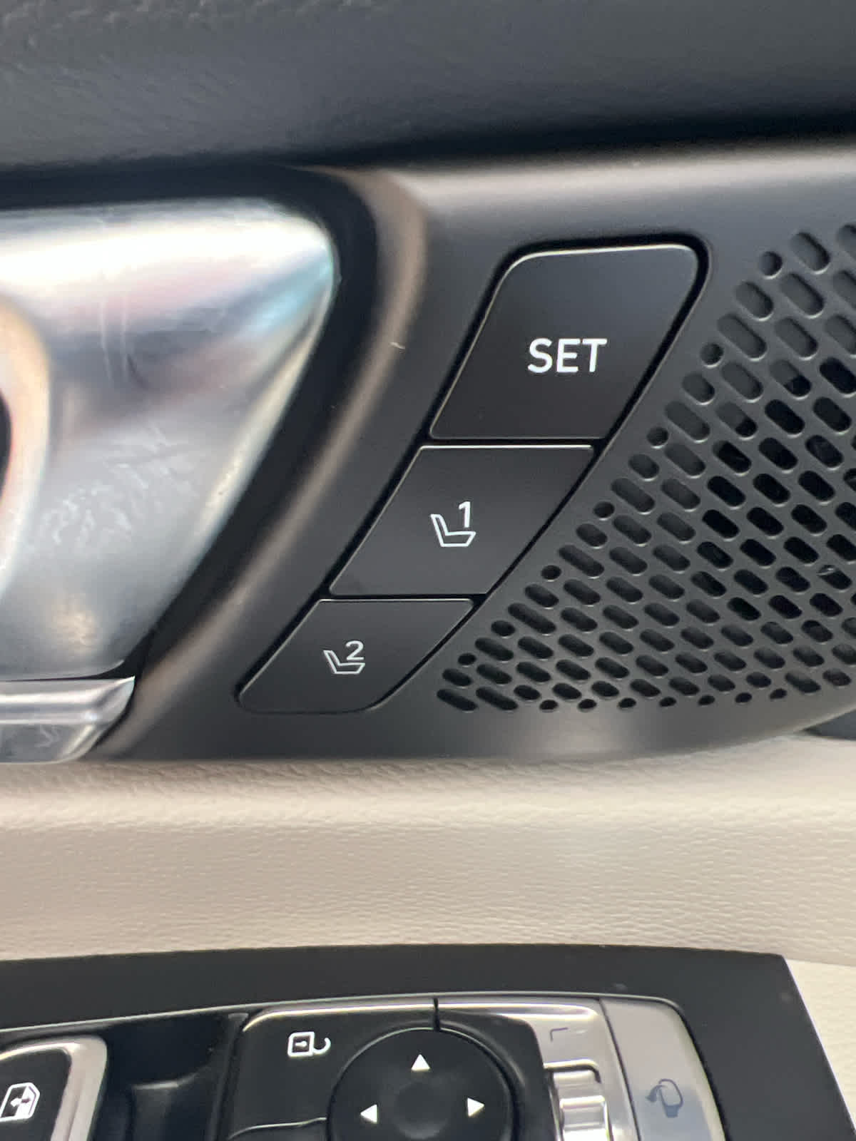 2024 Kia Telluride SX Prestige Glacial White Pearl at Beck & Masten Kia