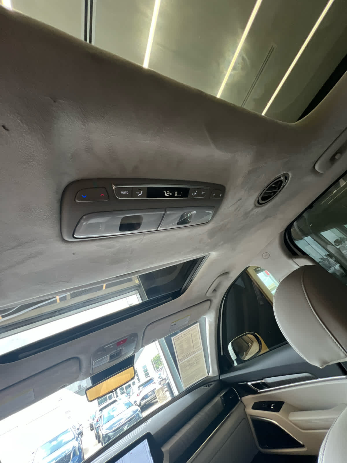 2024 Kia Telluride SX Prestige Glacial White Pearl at Beck & Masten Kia