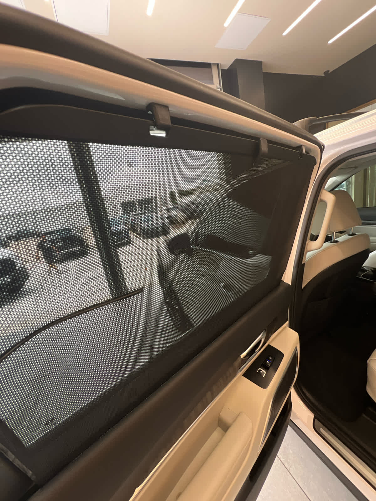 2024 Kia Telluride SX Prestige Glacial White Pearl at Beck & Masten Kia