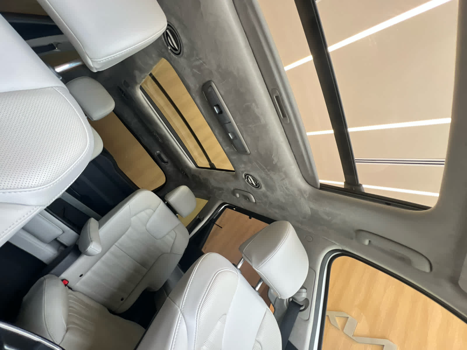 2024 Kia Telluride SX Prestige Glacial White Pearl at Beck & Masten Kia